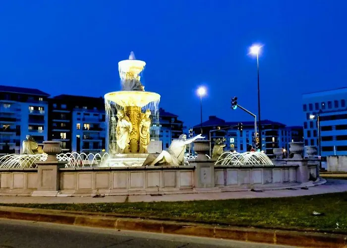 Le Parisien T1antony-berny By Beds4wanderlust - 35m2 Avec Balcon - Aeroport Orly 5miles - Train Station Rer B Orlyval 1mile *